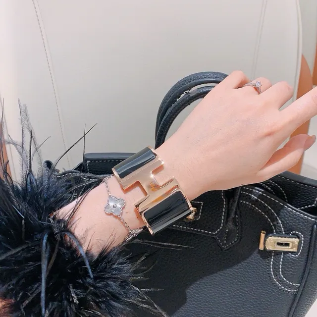 Hermès Clic H Bracelet de Poignet Large Émail Noir et Métal Doré 5