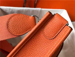 Hermès Evelyne Perforado H Logo Naranja Bolsa bajo el brazo 6