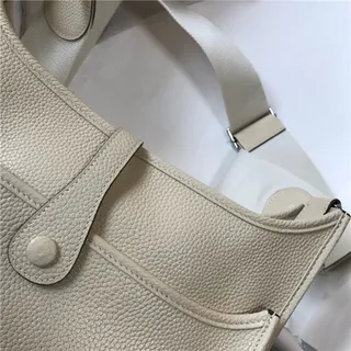 Hermès Evelyne Perforado H Logo Naranja Bolsa bajo el brazo 11