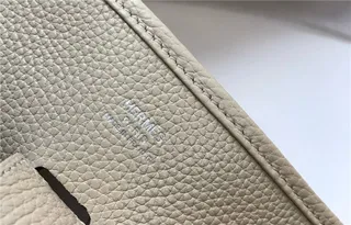 Hermès Evelyne Perforado H Logo Naranja Bolsa bajo el brazo 12