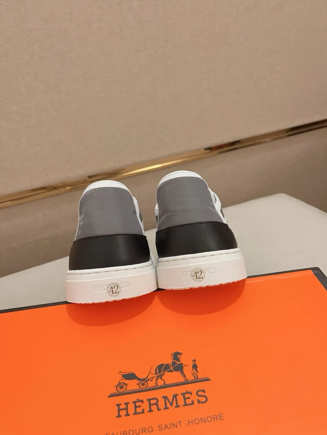 Hermès Gray White Low-Top Mixed-Material Sneakers 3