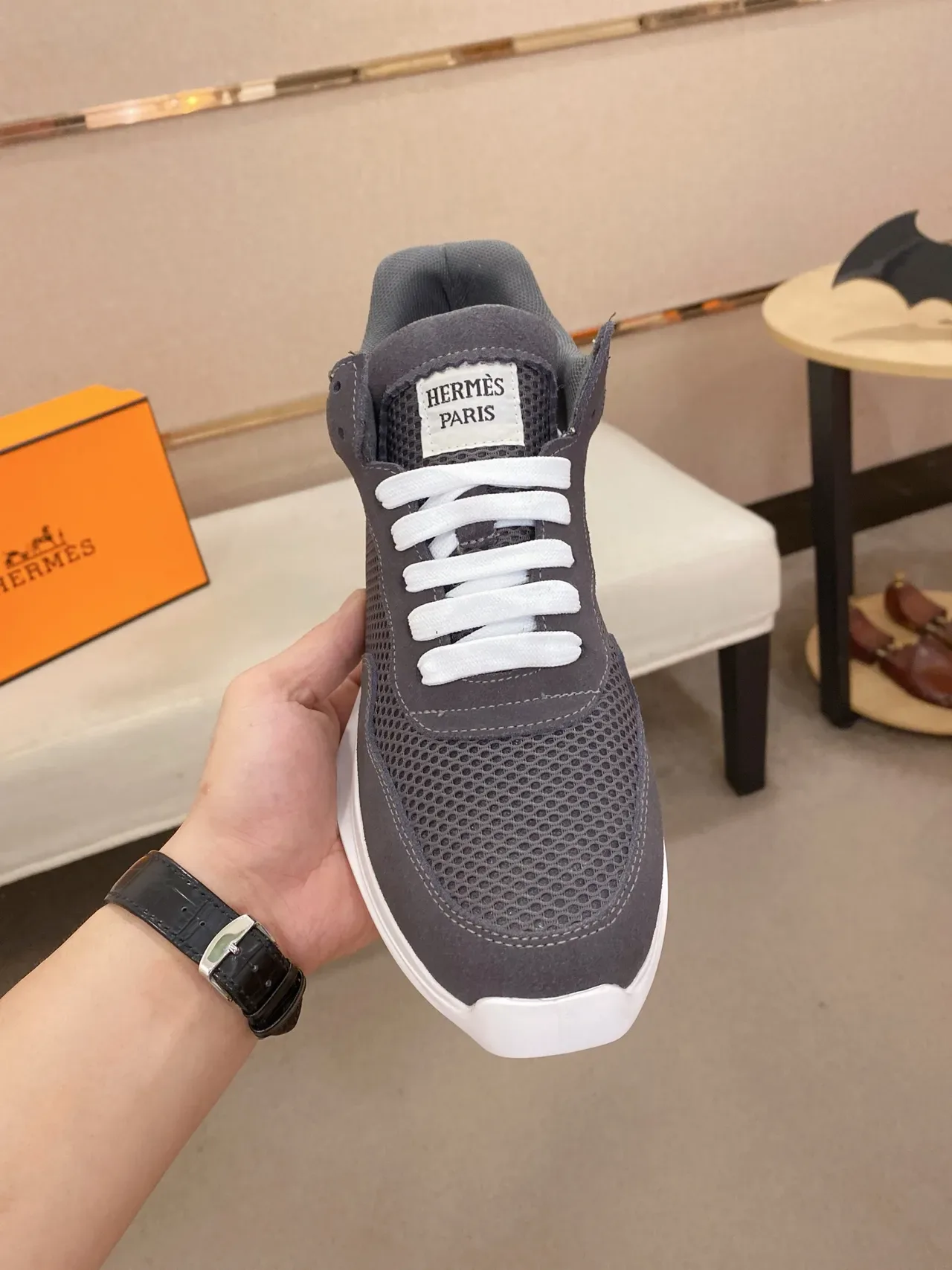 Hermès Low-Top Sneakers Gris Blanc Maille Et Daim 5