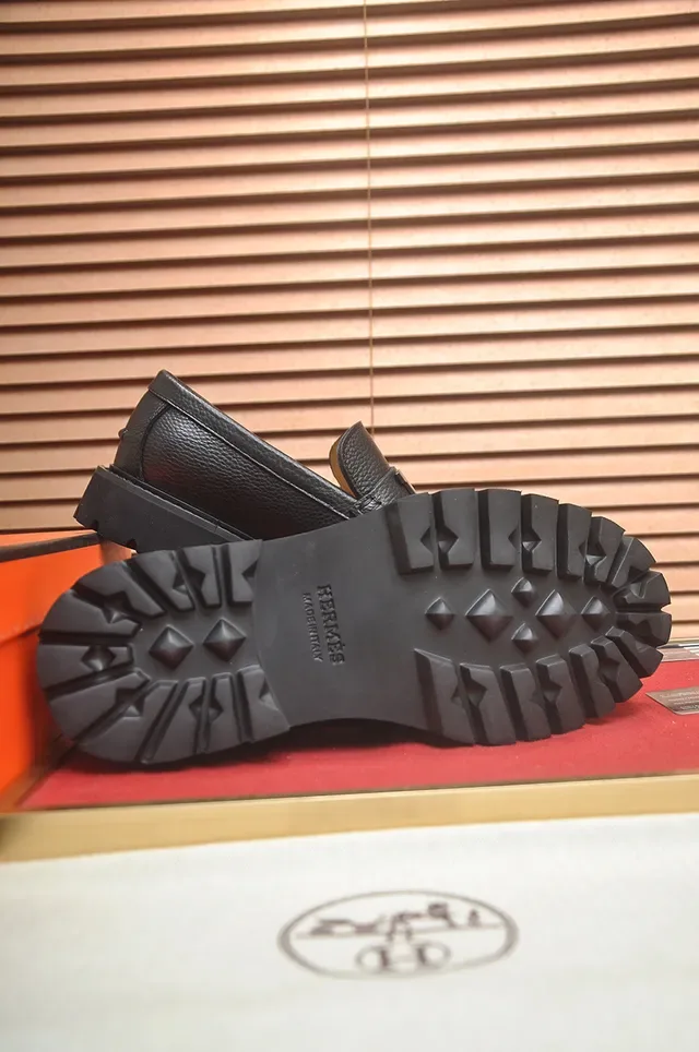 Hermès H-Buckle Mocasín Negro Beige Cuero Granulado Correa 3