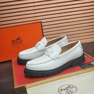 Hermès H-Buckle Loafer أبيض أسود جلد مقشر حذاء لوفر مع حزام