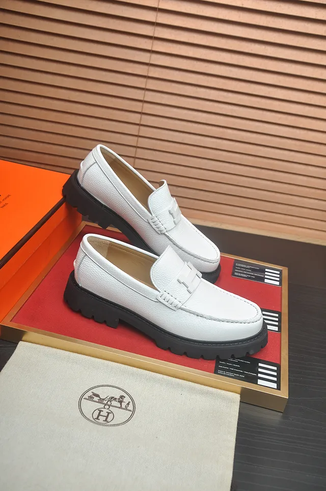 Hermès H-Buckle Loafer أبيض أسود جلد مقشر حذاء لوفر مع حزام 4