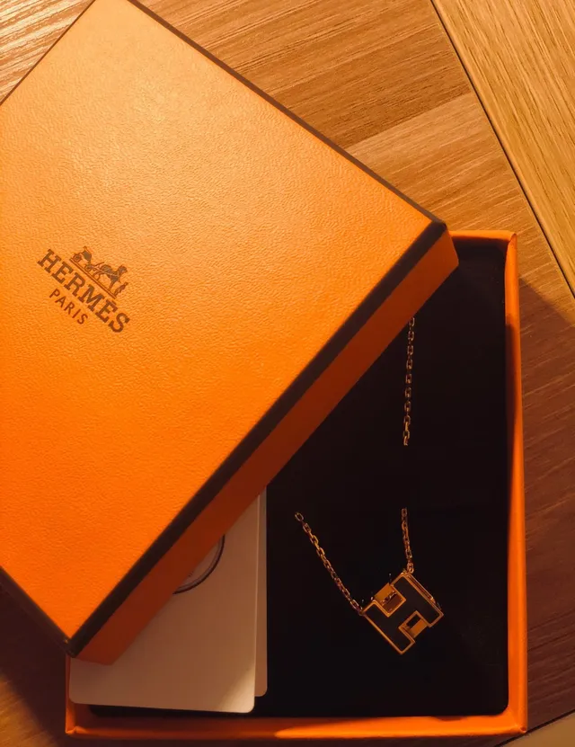 Hermès H Gold Black Pendant Enamel Inlay Necklace 3