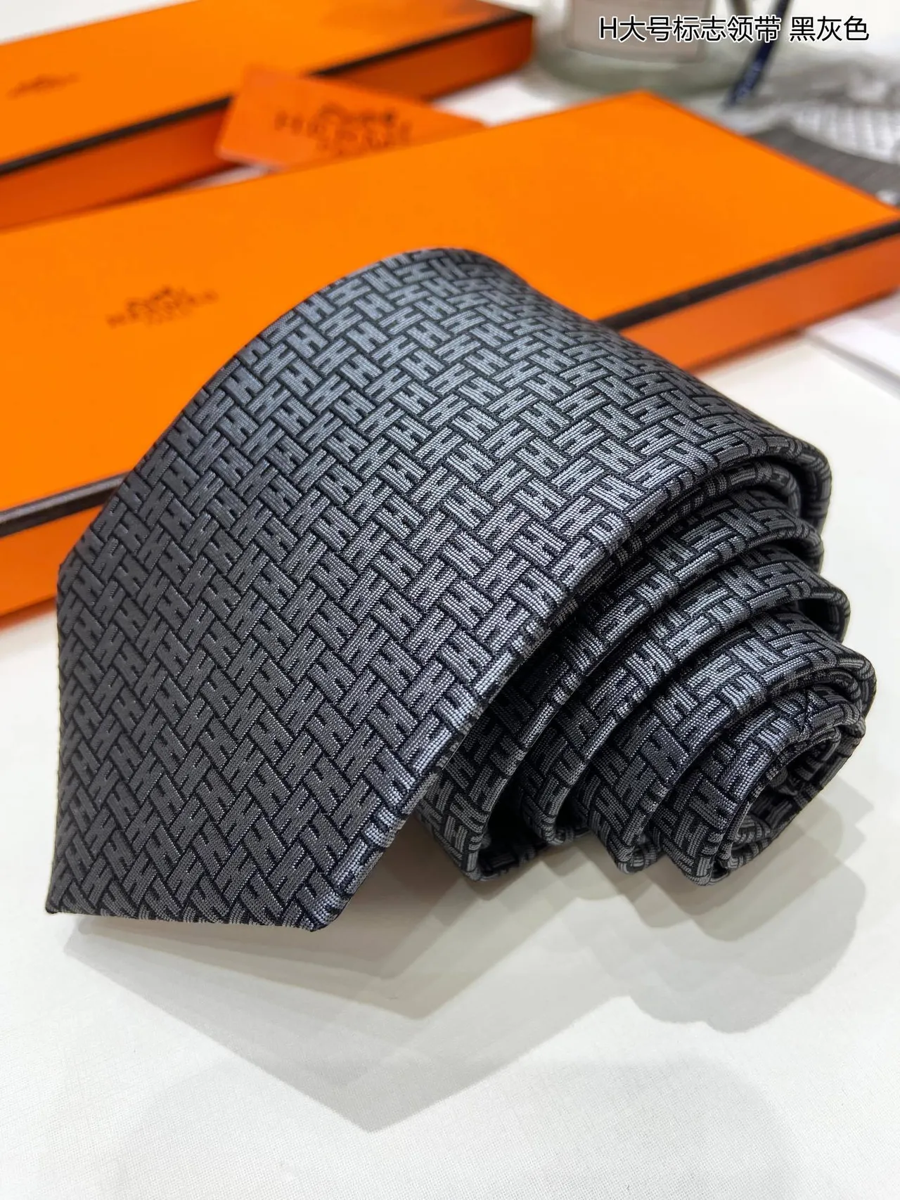 Hermès H-Motif Tejida Negro-Gris Corbata 5