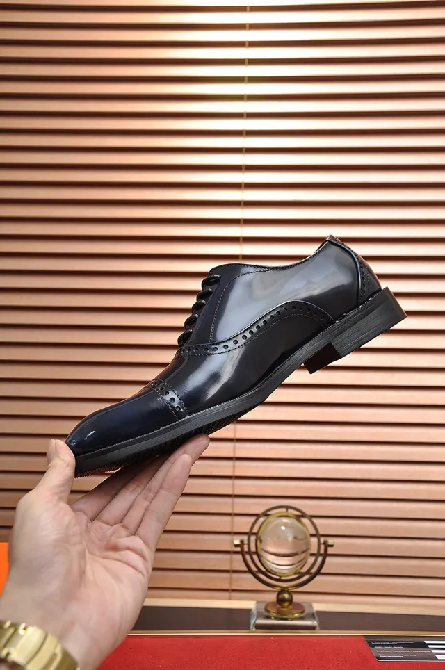 Hermès Navy Black Cap-Toe Full-Brogue Oxford Shoes 7