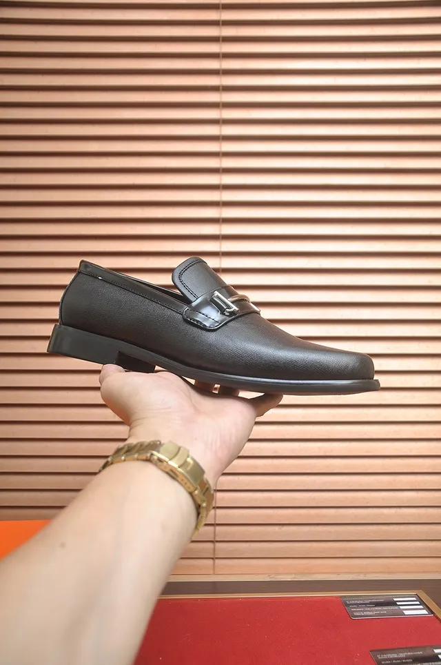 Hermès Oran Black Leather Horsebit Loafers 4