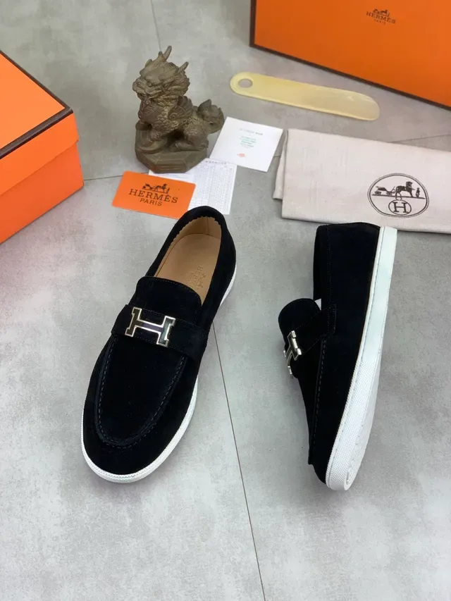 Hermès Oran H-Buckle Loafer Noir daim 5