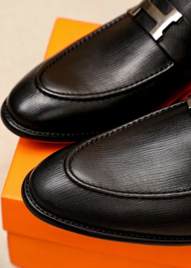 Hermès Oran Black Textured Leather H-Buckle Loafers 8