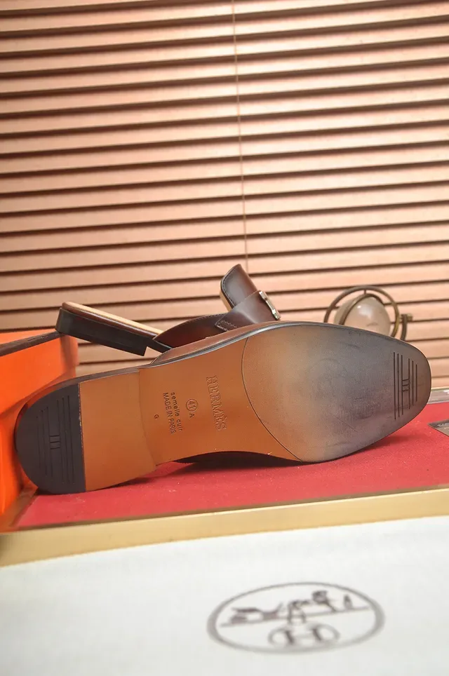 Hermès Oran Marrom Bege Couro Fivela H Hardware Loafer 2