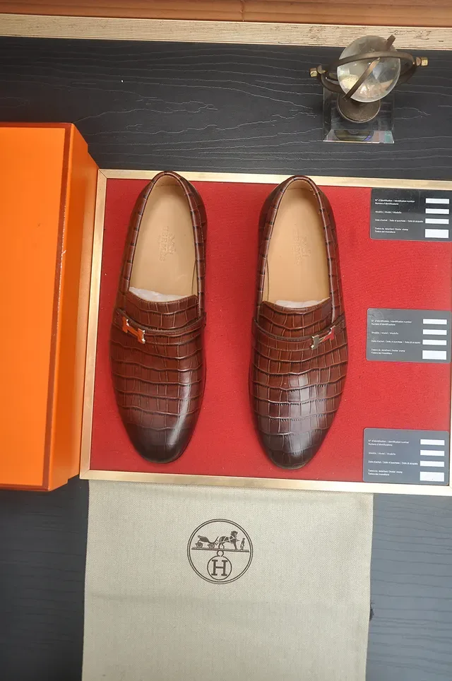 Hermès Oran Brown Silver Crocodile-Embossed Leather H-Buckle Strap Loafer 5