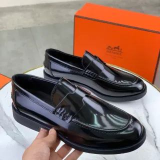 Hermès Oran Loafer أحذية جلد أسود لامع