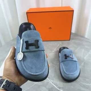 Hermès Oran लोअफर हल्का नीला सुड काला हार्डवेयर लोअफर