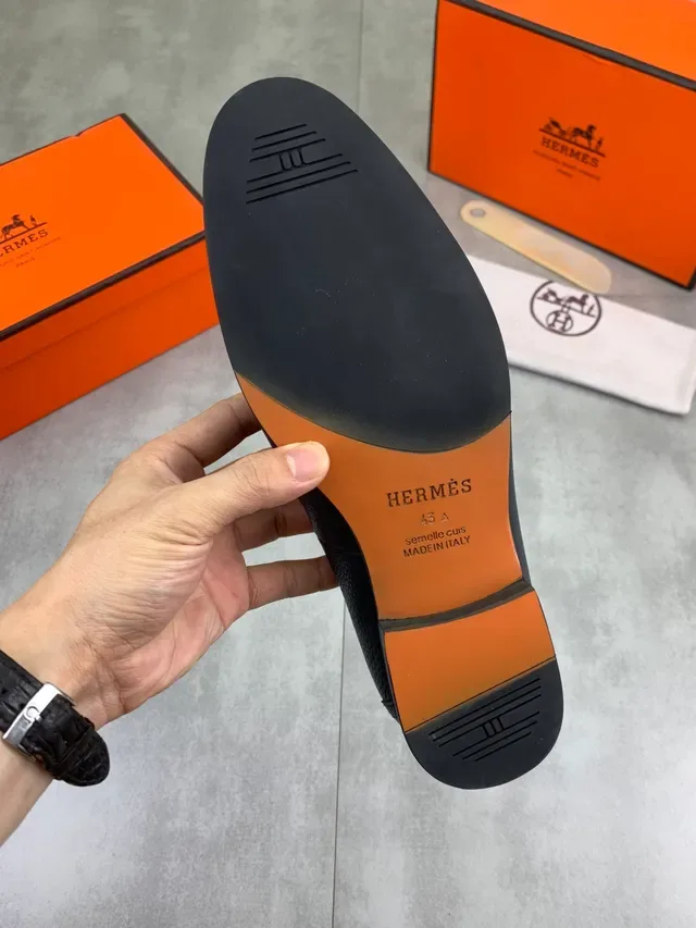 Hermès Oran Bleu Marine Cuir Pebbled H-Buckle Mocassins 2
