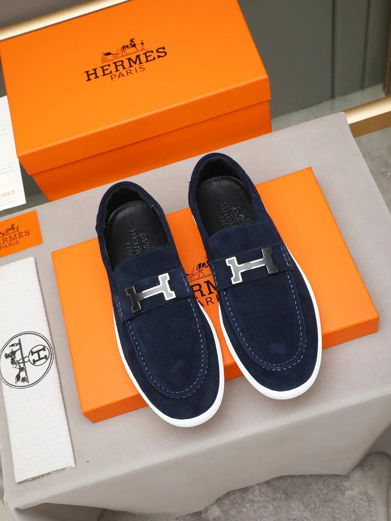 Hermès Oran Loafer daim navy boucle H 2