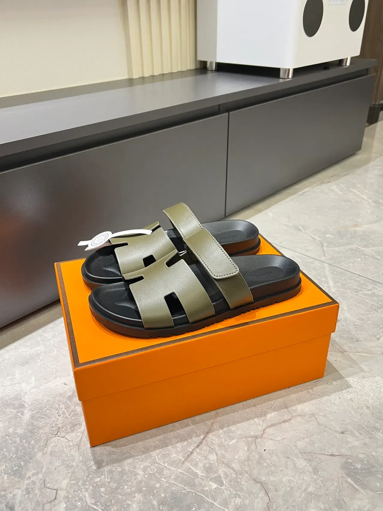 Hermès Oran Slide H-Strap Leather Slippers 23