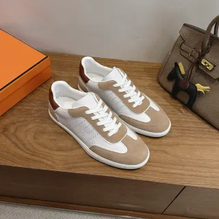 Hermès সাদা এবং বেইজ প্যানেলড চামড়া সুয়েড লাইফস্টাইল স্নিকার্স