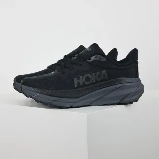 Hoka काला भूरा निट अपर टोनल मोनोक्रोम रनिंग जूते
