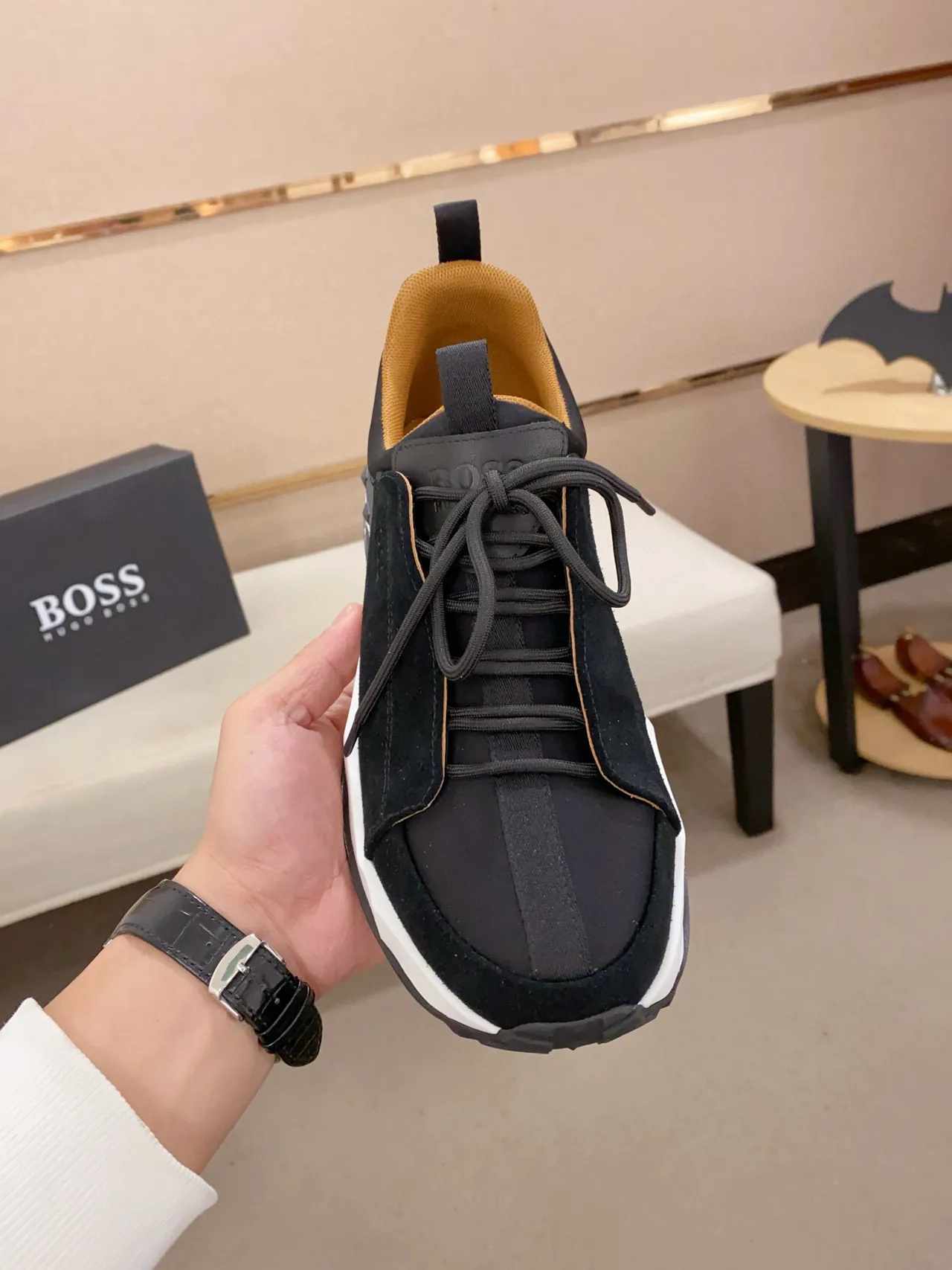 Hugo Boss Sneakers noir blanc daim upper oversized plateforme chunky sneakers 4