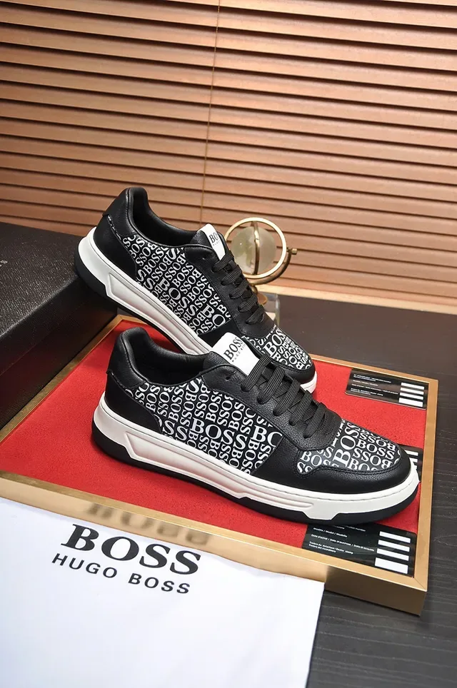 Hugo Boss मोनोग्राम-प्रिंट काला और सफेद लाइफस्टाइल स्नीकर 6