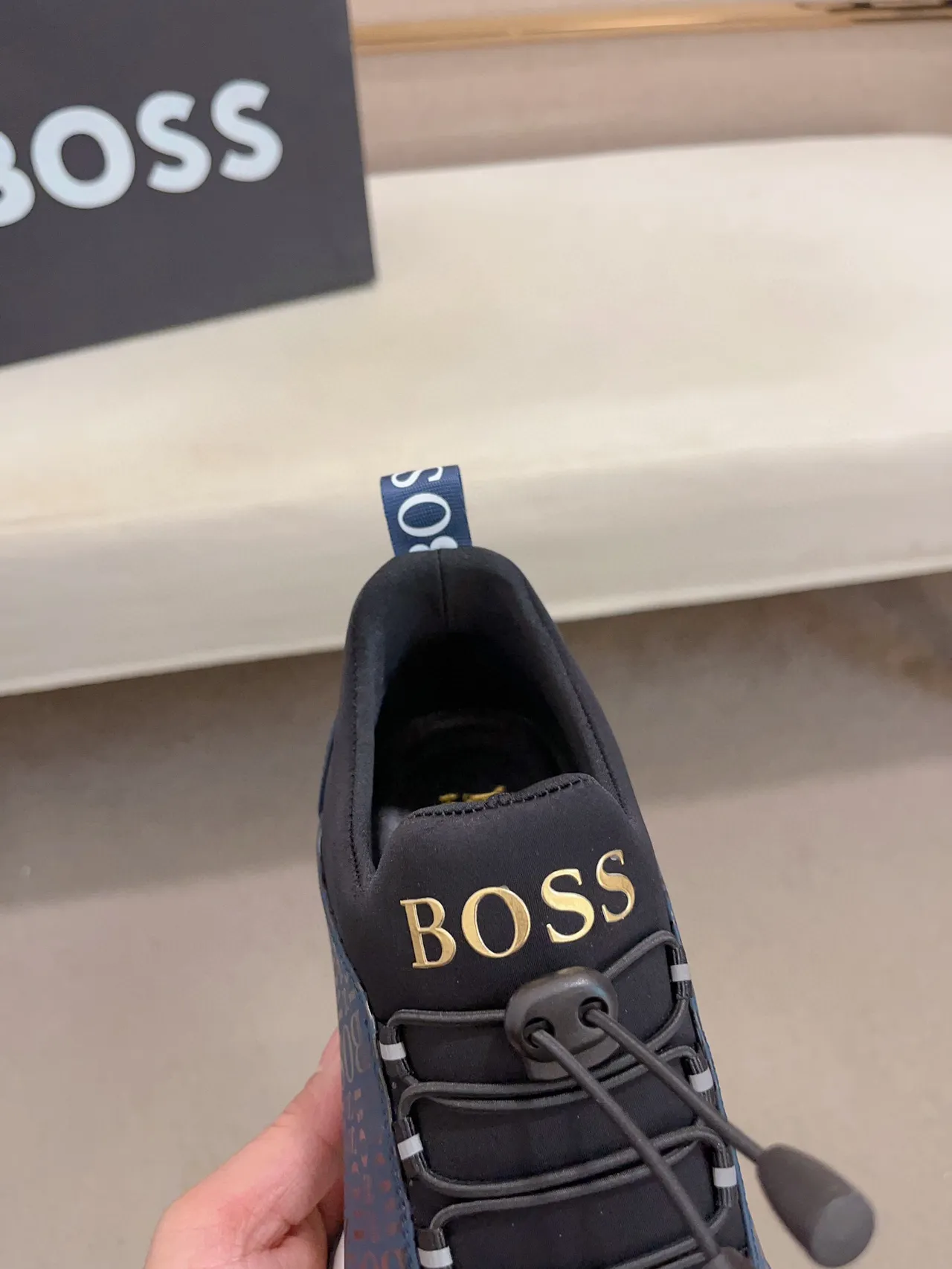 Hugo Boss Monogrammed Tênis Lifestyle Azul e Preto Bungee-Lace 6