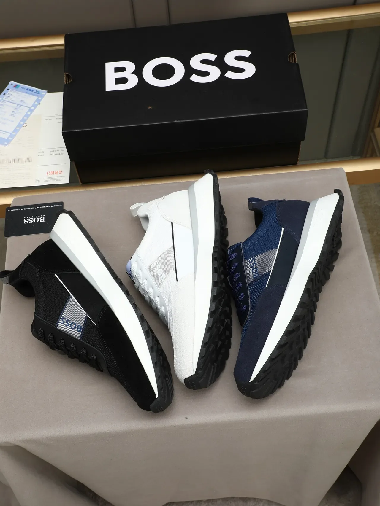 Hugo Boss Navy and White Plateforme Lifestyle Sneakers 2