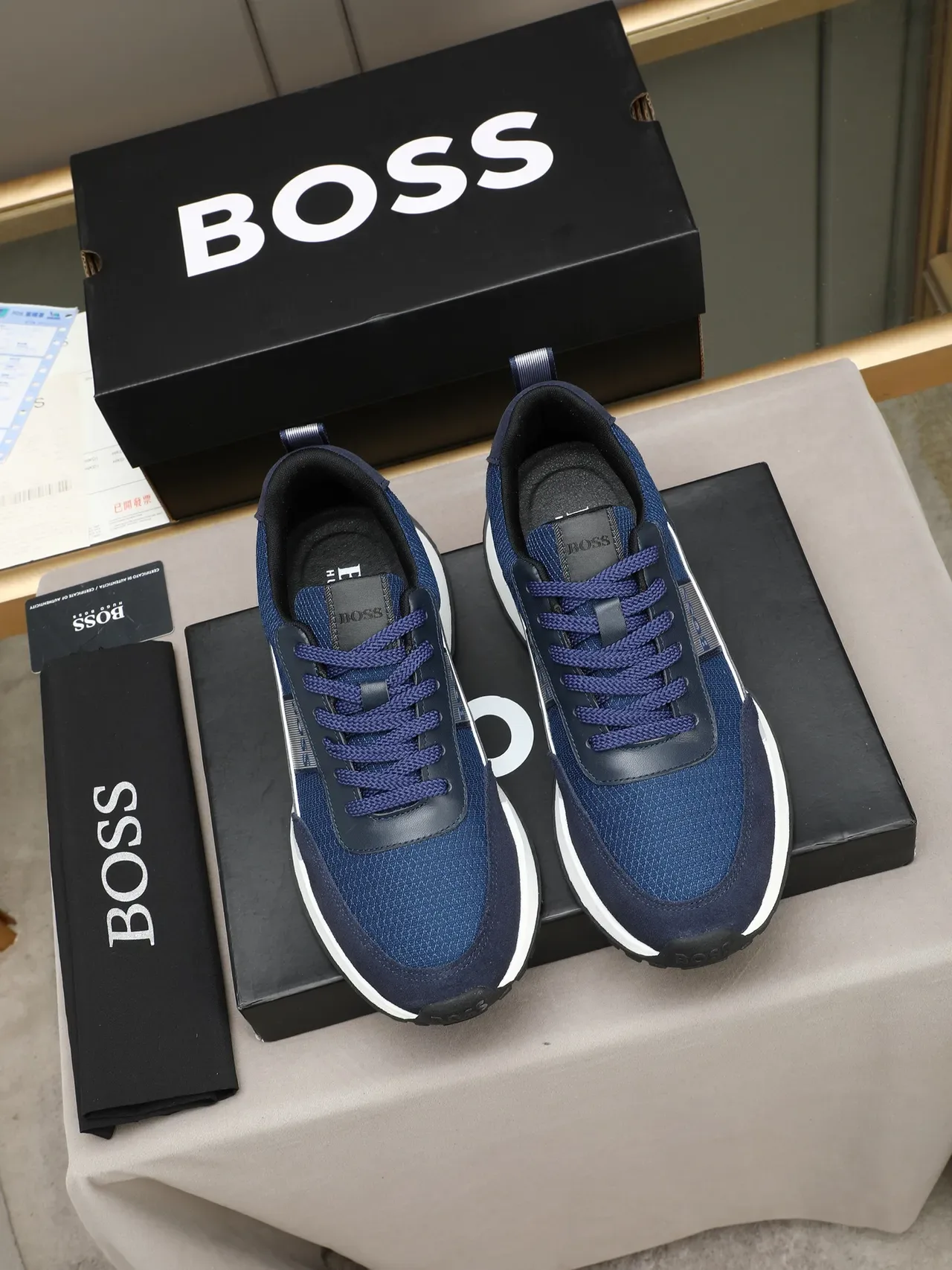 Hugo Boss Navy and White Plateforme Lifestyle Sneakers 3