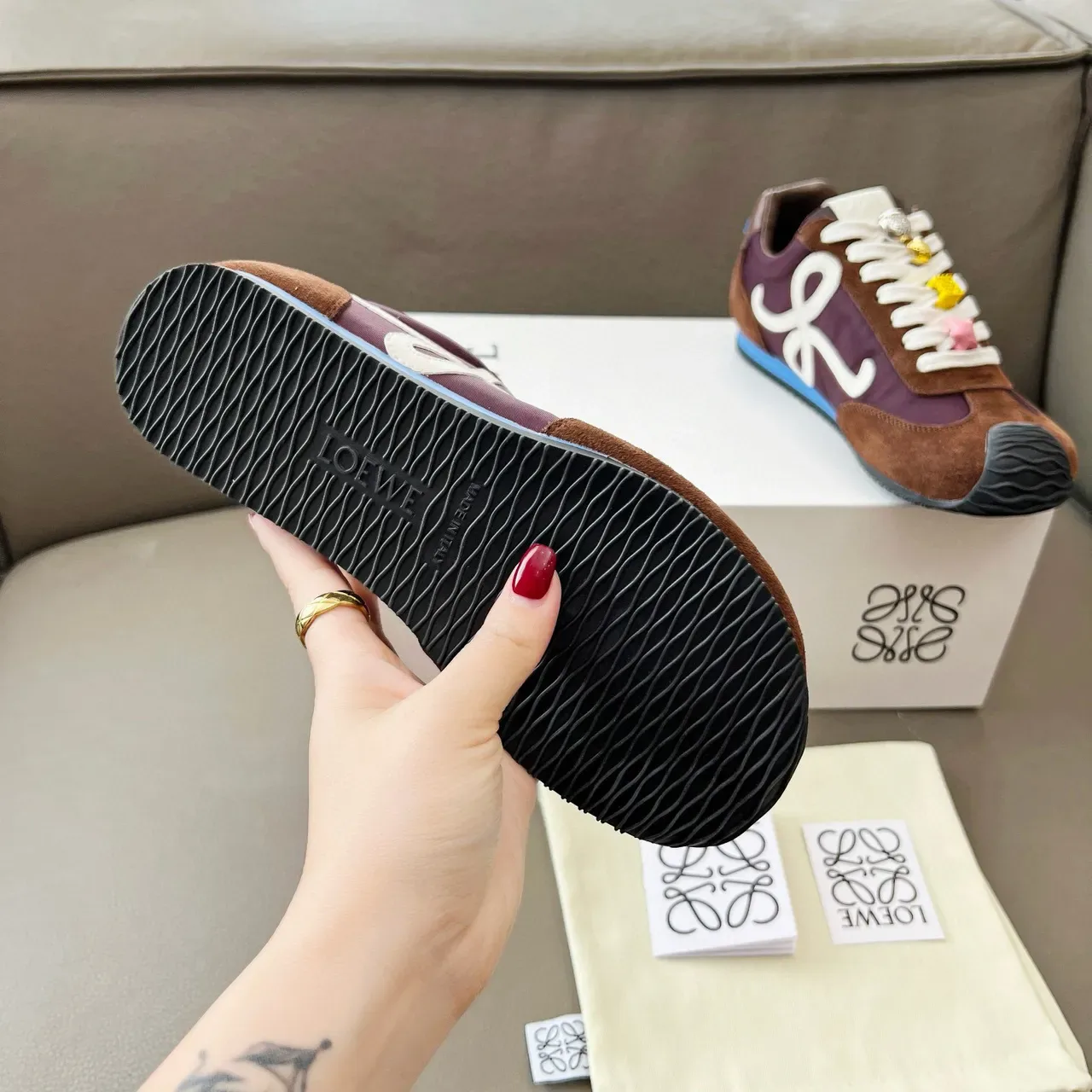 Loewe Flow Runner Brown Purple White 生活方式运动鞋 7