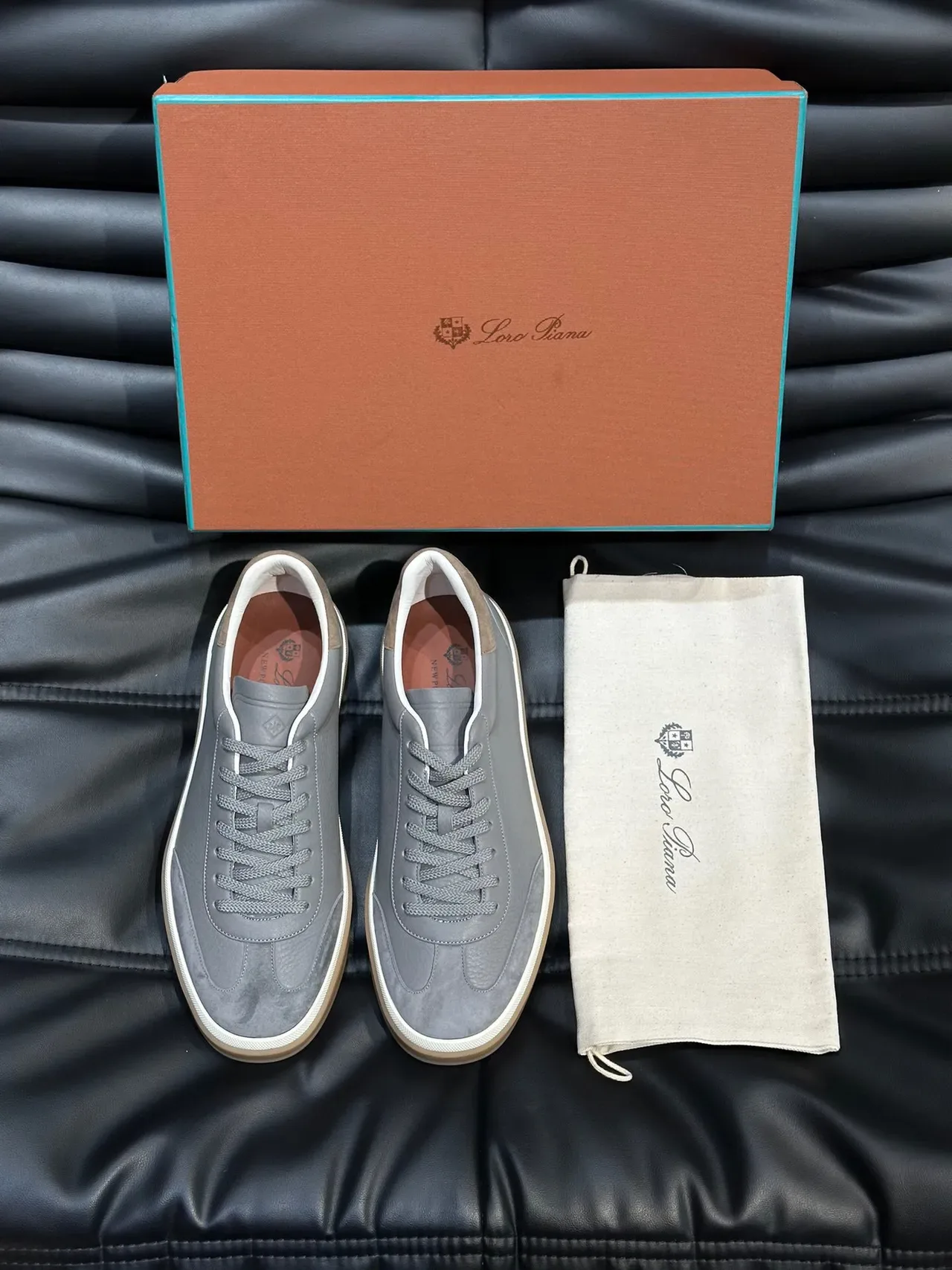 Loro Piana 灰米低帮麂皮皮革混搭生活方式运动鞋 3