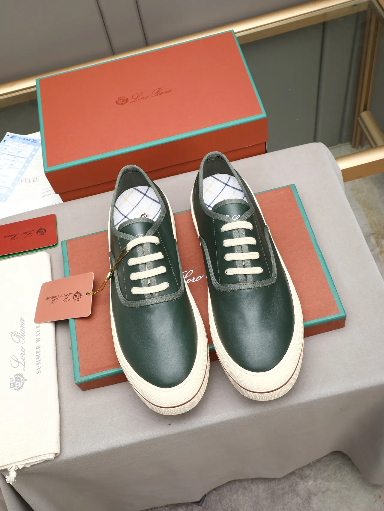 Loro Piana Green Leather Low-Top Lace-Up Casual Shoe 2