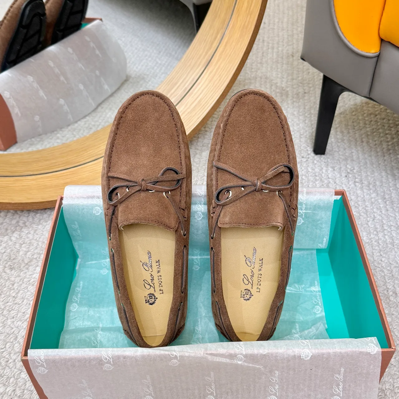 Loro Piana LP Dots Walk mocassins en daim marron 3