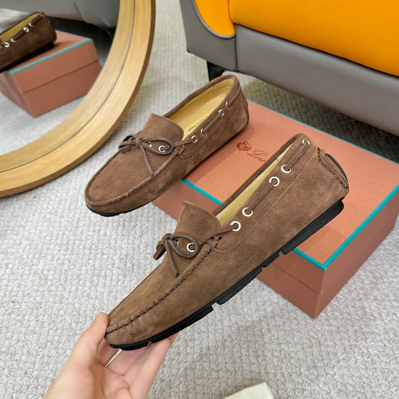 Loro Piana LP Dots Walk mocassins en daim marron 5