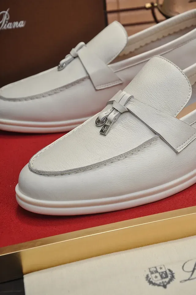 Loro Piana Mocassins en Cuir à Franges Avant 3