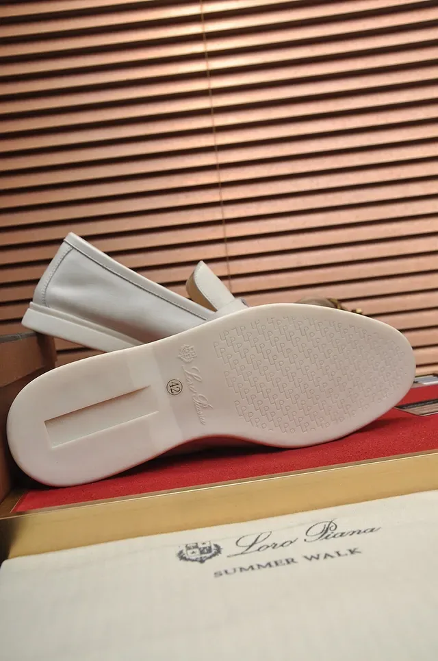 Loro Piana Mocassins en Cuir à Franges Avant 4