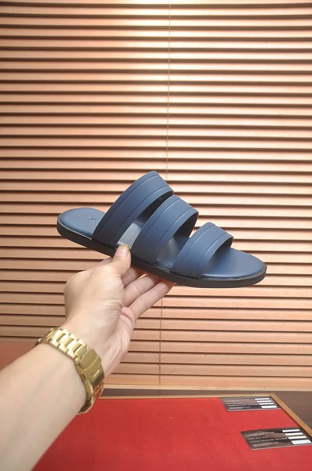 Loro Piana Sandália de três tiras Azul preto Sola moldada Sandália casual 6