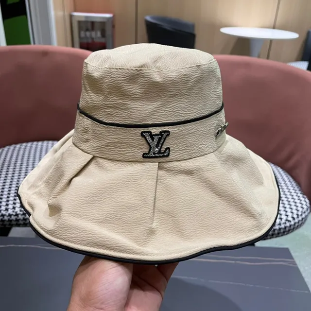 Louis Vuitton Beige Negro Borde Plisado Corona Estructurada Sombrero Cubo 6