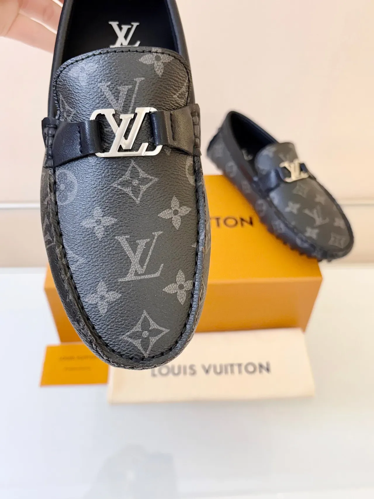 Louis Vuitton Preto Marrom Monogram Lona Sola Pebble Loafer 3