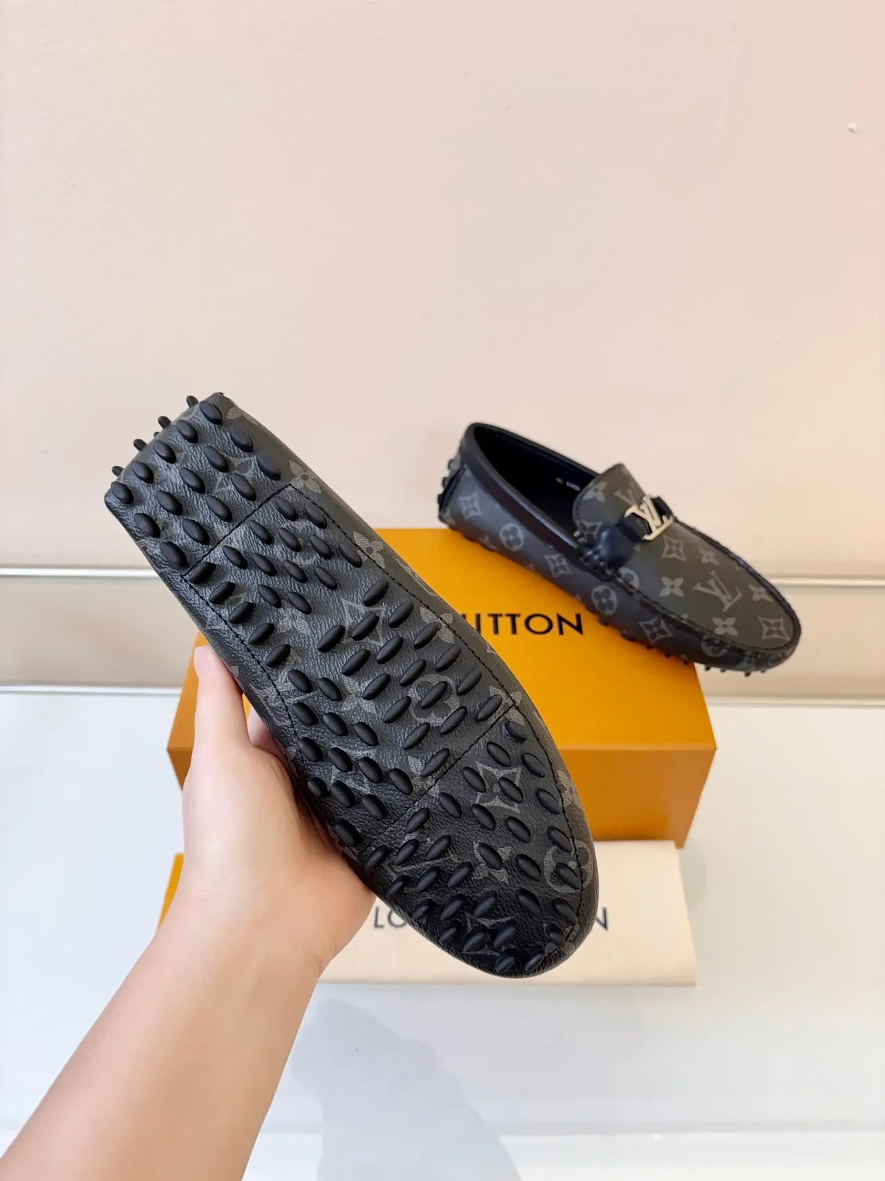 Louis Vuitton Preto Marrom Monogram Lona Sola Pebble Loafer 5