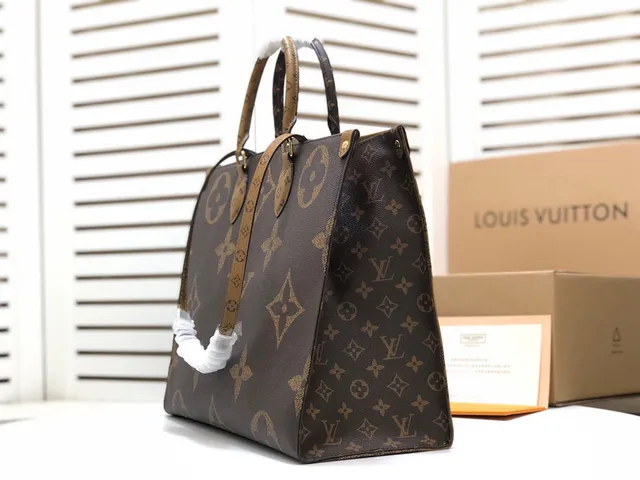 Louis Vuitton কালো বাদামী Monogram Canvas Rolled Leather Handles Tote Bag 8