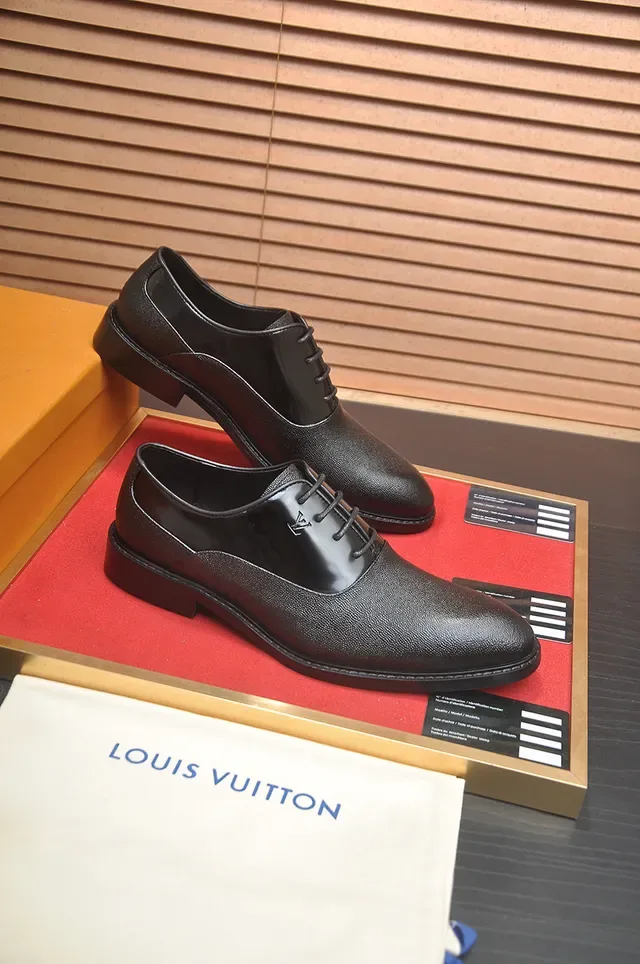 Louis Vuitton काला कैप-टो ऑक्सफोर्ड जूते 4