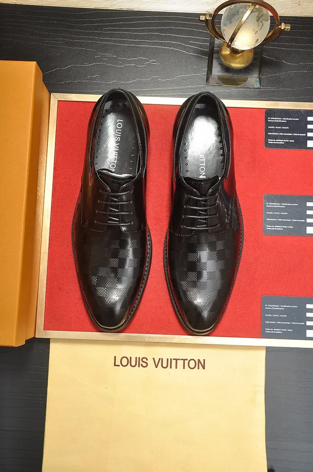 Louis Vuitton chaussures Oxford noir Damier embossé 2