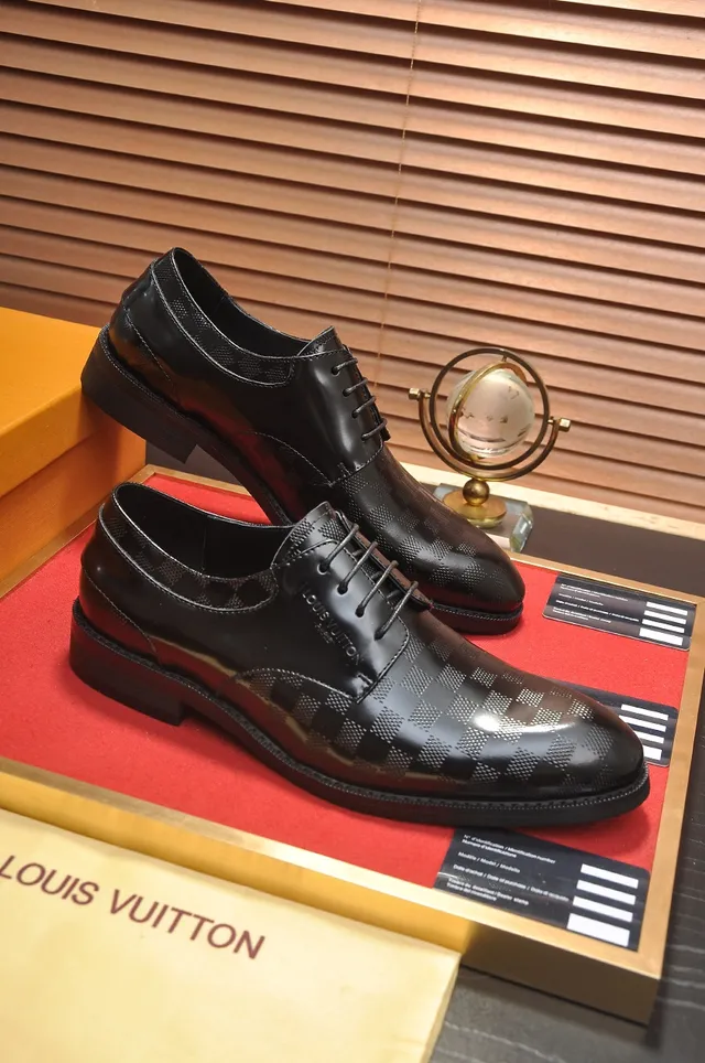 Louis Vuitton chaussures Oxford noir Damier embossé 5