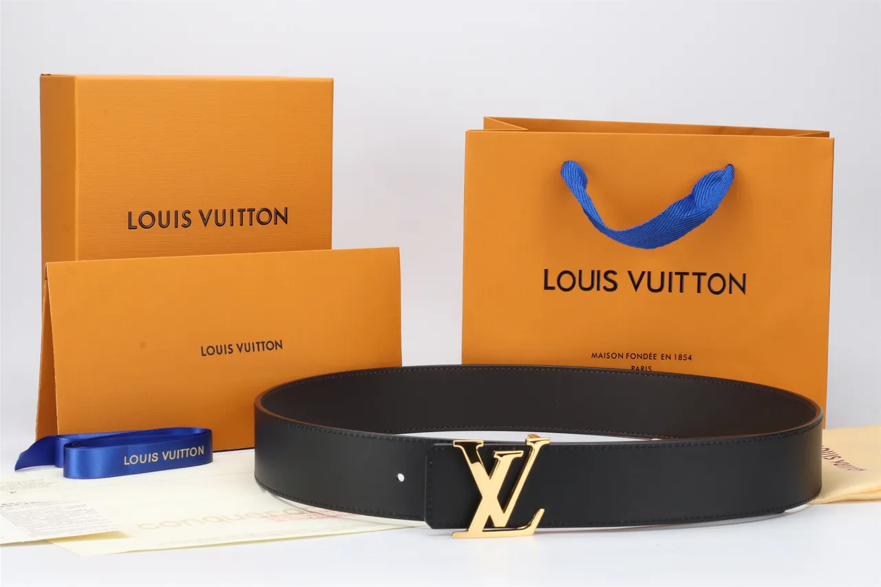 Louis Vuitton حزام جلدي أسود ذهبي ناعم مع إبزيم LV Monogram 3