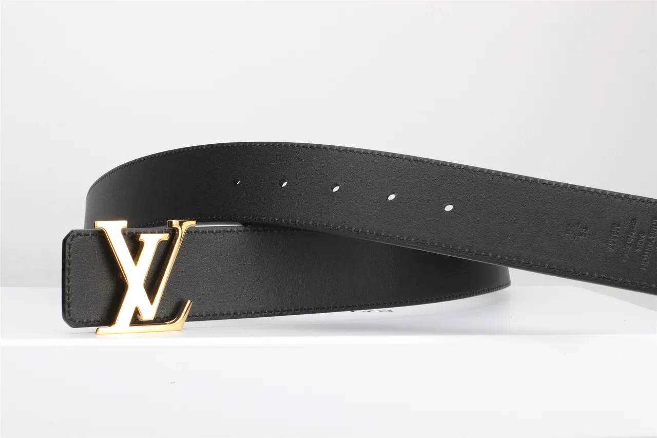 Louis Vuitton حزام جلدي أسود ذهبي ناعم مع إبزيم LV Monogram 5