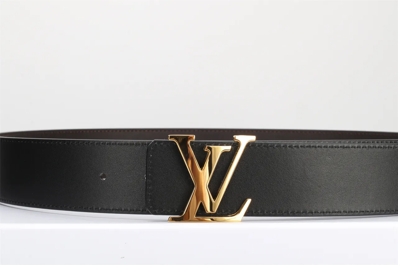 Louis Vuitton حزام جلدي أسود ذهبي ناعم مع إبزيم LV Monogram 9