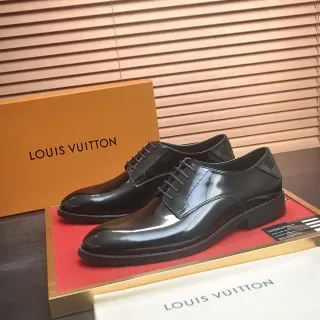 Louis Vuitton Chaussures Oxford Cuir Patenté Noir Bout Capoté