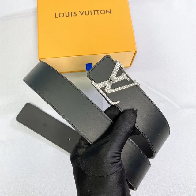 Louis Vuitton 黑色银色 超大号 花纹扣 刻花 花卉 图案 皮革腰带 3