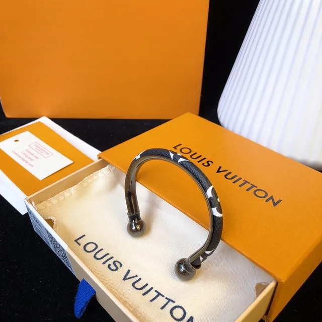 Louis Vuitton কালো সাদা U-আকৃতির কঠিন গোলাকার টার্মিনাল ব্রেসলেট 4